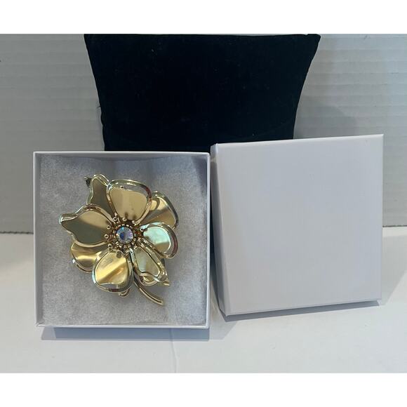 Matte Gold Tone 3D Flower With Iridescent AB Rhinestone Center Stone Brooch Pin - Picture 6 of 6